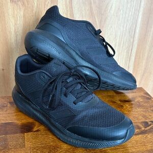 Adidas Cloudfoam Boy’s All-Black Athletic Sneakers, size 6